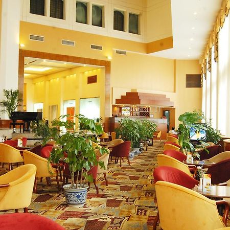 Yinhe Dynasty Hotel Ченду Екстер'єр фото