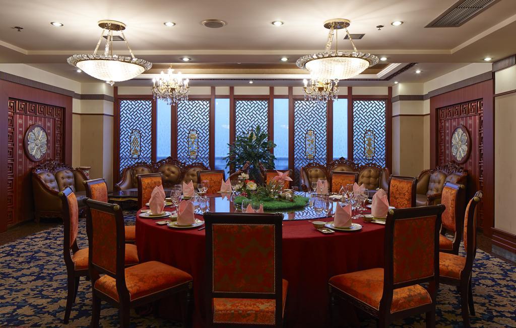 Yinhe Dynasty Hotel Ченду Екстер'єр фото