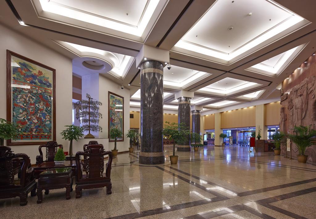 Yinhe Dynasty Hotel Ченду Екстер'єр фото