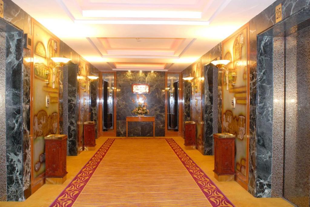 Yinhe Dynasty Hotel Ченду Екстер'єр фото