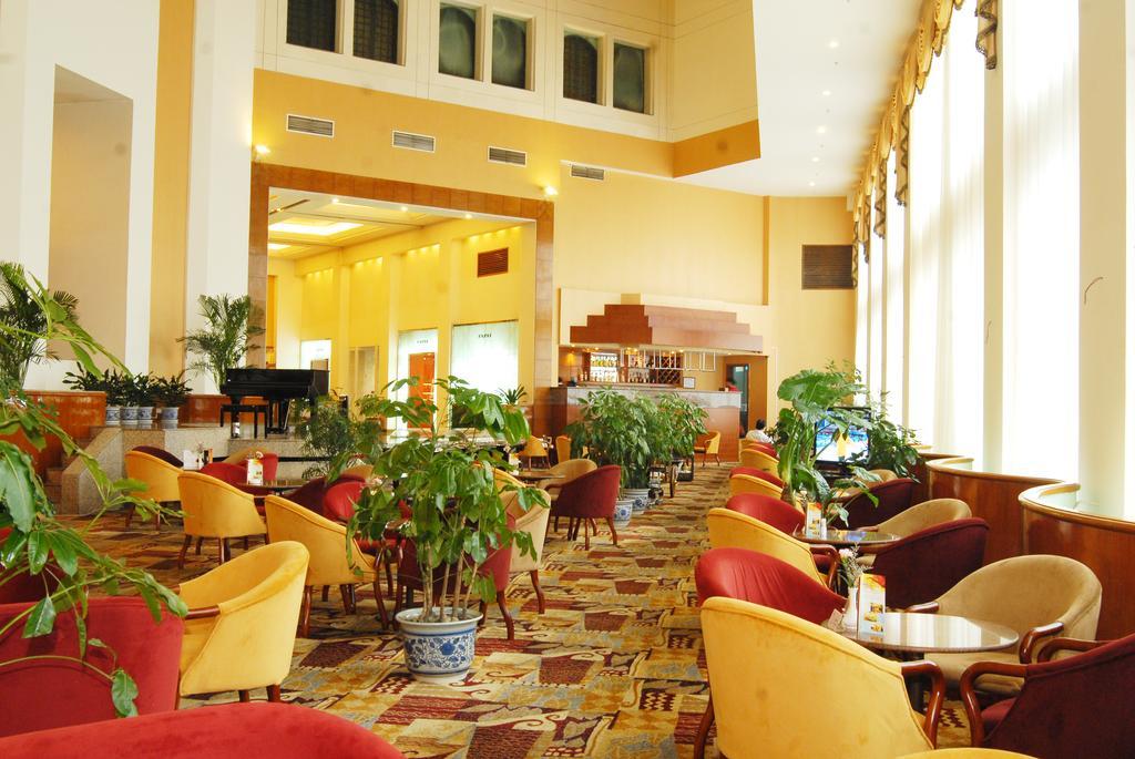 Yinhe Dynasty Hotel Ченду Екстер'єр фото